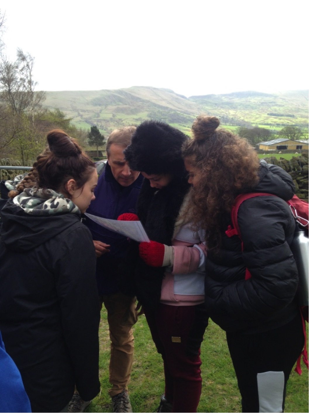 Duke of Edinburgh group look at their map